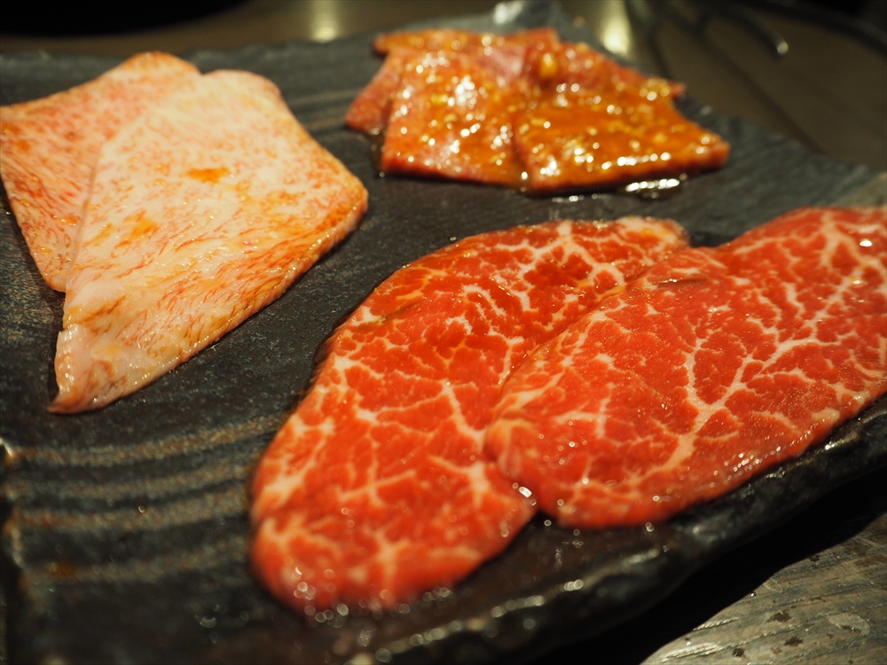 タレ・味噌で食べる和牛赤身