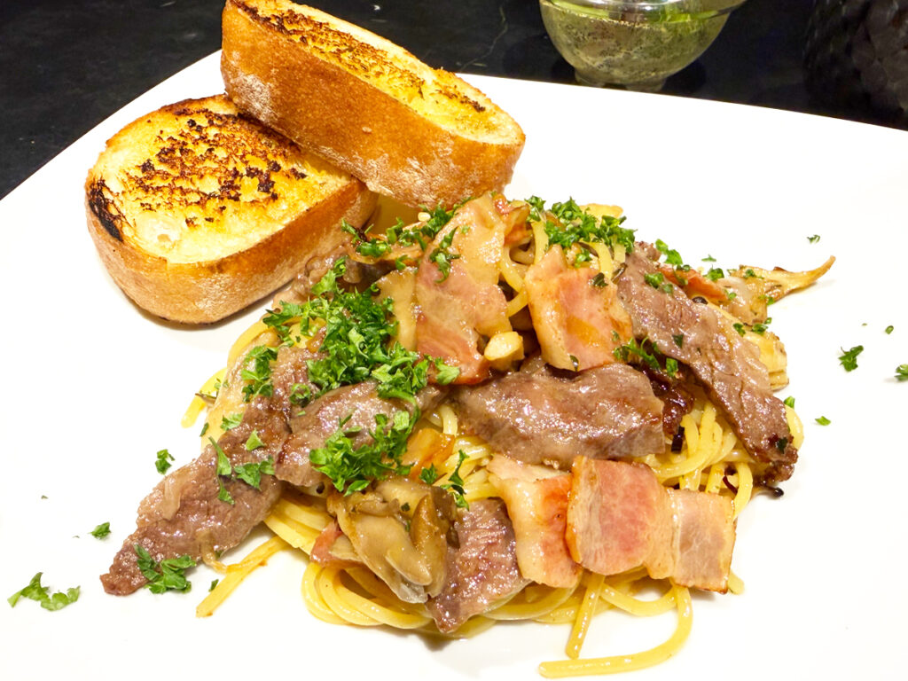 黒毛和牛を使った本日のパスタ